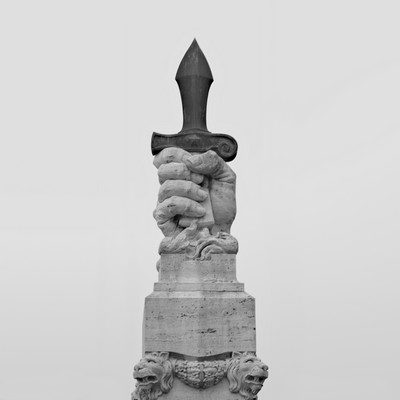 WDG_2402-statue-montalcino